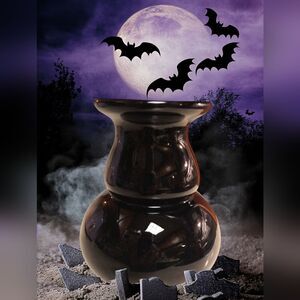 Jet Black Hand Blown Glass Vase Heavy, Thick. Great for Halloween 🎃